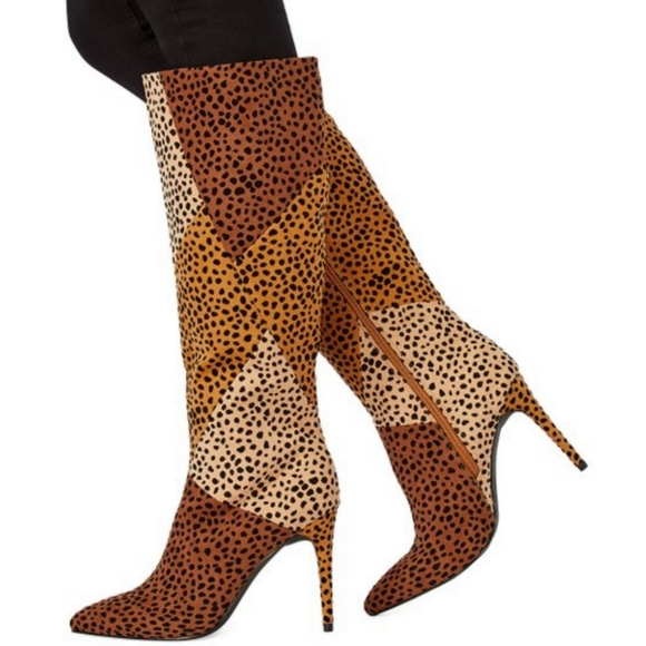 🥳2/$30 Brown Cheetah Steal My Heart Boot - Picture 2 of 3